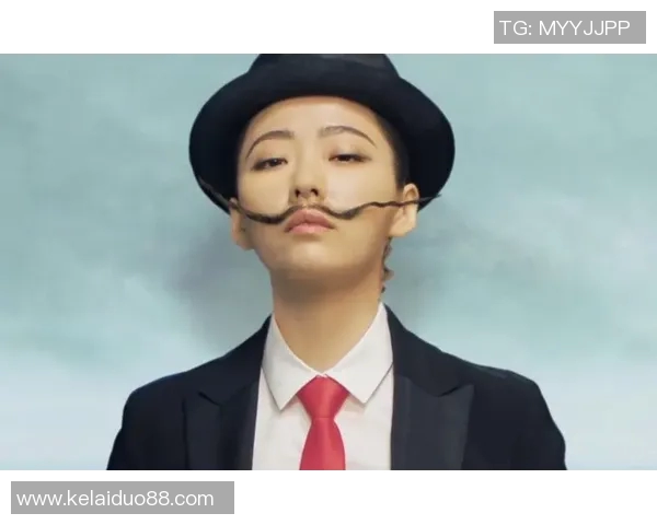 足球明星女装造型大汇集 打破性别界限的时尚之旅